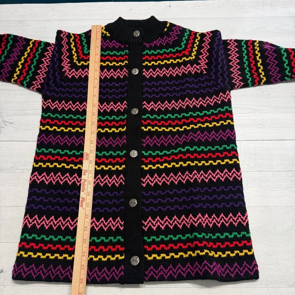 Vintage‎ women's colorful rainbow stripe 100% virgin wool sweater